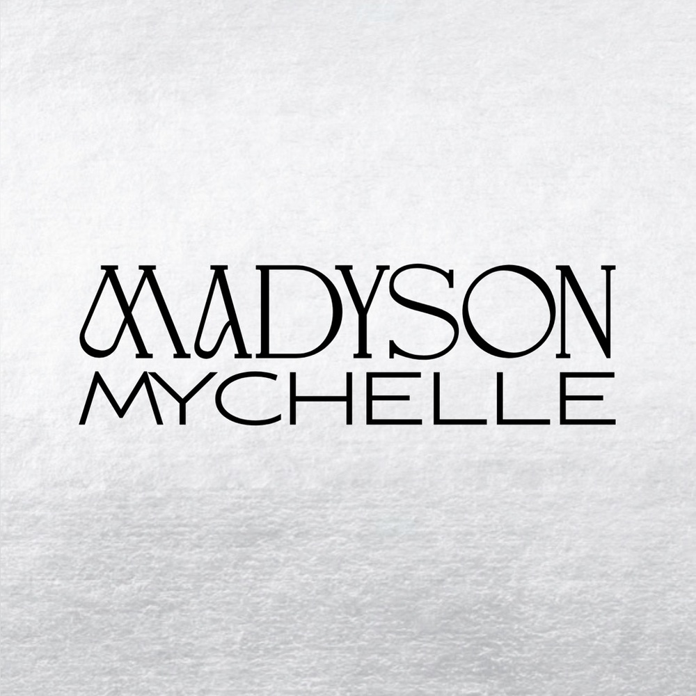 Meet your Posher, Madyson